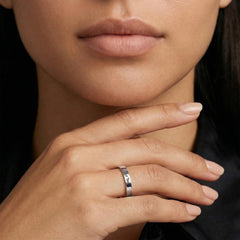 Personalised Engraved Ring for Her – Custom Name, Date or Message Band (Gift for Girlfriend, Wife, Mum)