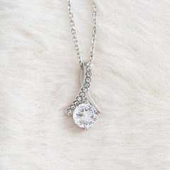 Alluring Beauty Necklace - Elegant Crystal Pendant