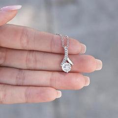 Alluring Beauty Necklace - Elegant Crystal Pendant