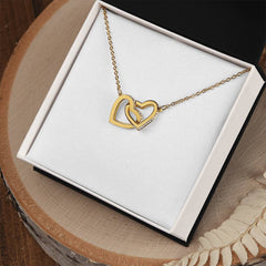Interlocking Hearts Necklace – Meaningful Gift for Her
