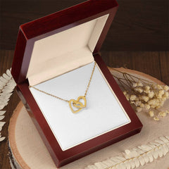 Interlocking Hearts Necklace – Meaningful Gift for Her