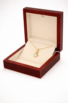 Alluring Beauty Necklace - Elegant Crystal Pendant